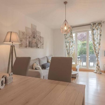 Garden Apartment Next To Disneyland Бюсси-Сен-Жорж Экстерьер фото